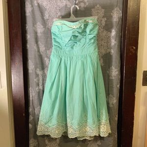 Aqua sweetheart strapless lace dress